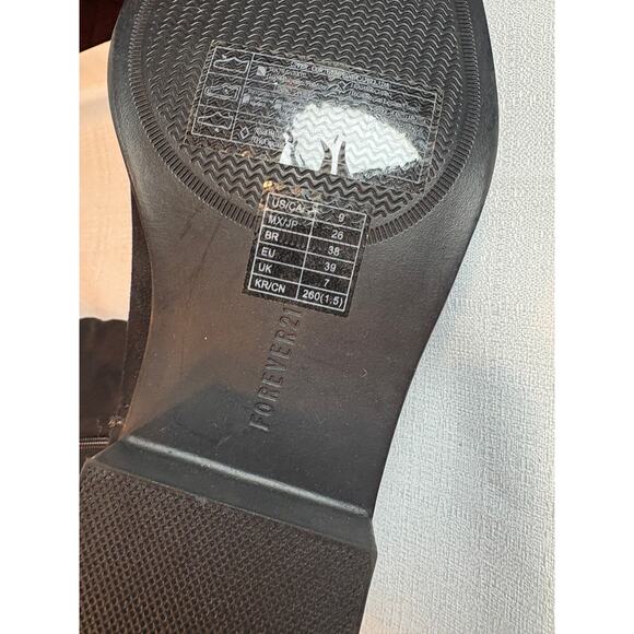 Forever 21 Black Suede Knee Boots with Fringe Size 9 NWOT - Picture 10 of 11